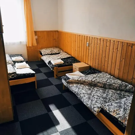 Vysocina 招待所 Skrdlovice